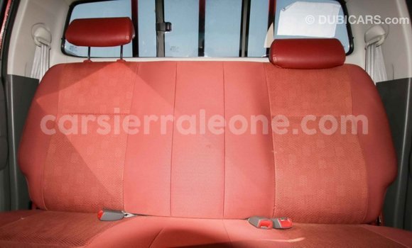 Acheter Import Voiture Toyota Hilux Rouge à Import - Dubai, Kailahun Acheter Import Voiture Toyota Hilux Rouge à Import - Dubai, Kailahun