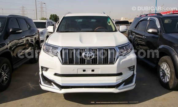 Acheter Import Voiture Toyota Prado Blanc à Import - Dubai, Kailahun Acheter Import Voiture Toyota Prado Blanc à Import - Dubai, Kailahun
