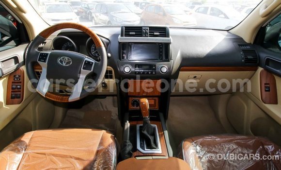 Acheter Import Voiture Toyota Prado Blanc à Import - Dubai, Kailahun Acheter Import Voiture Toyota Prado Blanc à Import - Dubai, Kailahun