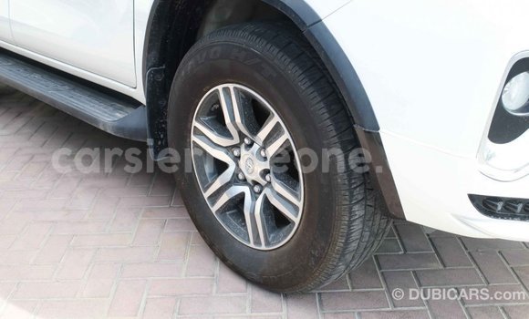 Buy Import Toyota Fortuner White Car in Import - Dubai in Kailahun Buy Import Toyota Fortuner White Car in Import - Dubai in Kailahun