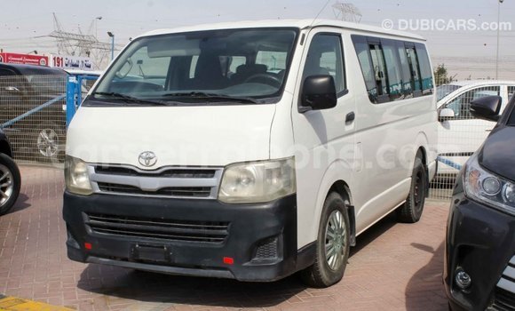 Buy Import Toyota Hiace White Car in Import - Dubai in Kailahun Buy Import Toyota Hiace White Car in Import - Dubai in Kailahun