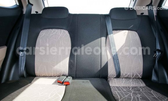 Buy Import Hyundai i10 White Car in Import - Dubai in Kailahun Buy Import Hyundai i10 White Car in Import - Dubai in Kailahun