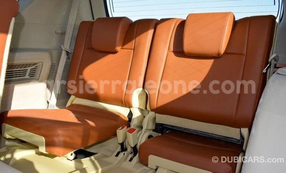 Buy Import Toyota Prado White Car in Import - Dubai in Kailahun Buy Import Toyota Prado White Car in Import - Dubai in Kailahun