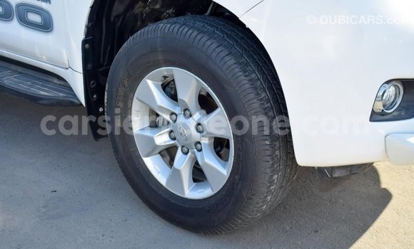 Buy Import Toyota Prado White Car in Import - Dubai in Kailahun Buy Import Toyota Prado White Car in Import - Dubai in Kailahun