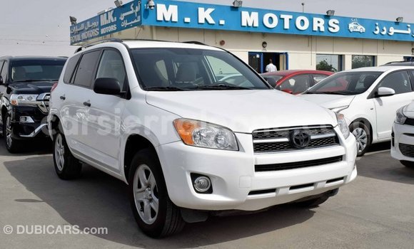 Buy Import Toyota 4Runner White Car in Import - Dubai in Kailahun Buy Import Toyota 4Runner White Car in Import - Dubai in Kailahun