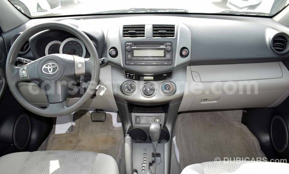 Buy Import Toyota 4Runner White Car in Import - Dubai in Kailahun Buy Import Toyota 4Runner White Car in Import - Dubai in Kailahun