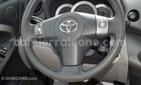 Buy Import Toyota 4Runner White Car in Import - Dubai in Kailahun Buy Import Toyota 4Runner White Car in Import - Dubai in Kailahun