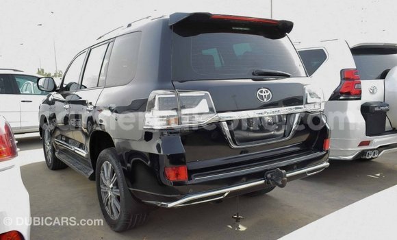 Acheter Import Voiture Toyota Land Cruiser Noir à Import - Dubai, Kailahun Acheter Import Voiture Toyota Land Cruiser Noir à Import - Dubai, Kailahun
