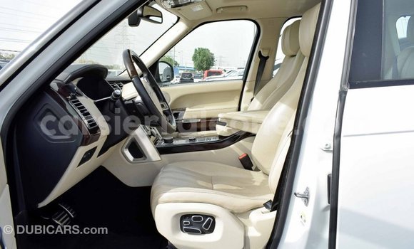 Buy Import Land Rover Range Rover White Car in Import - Dubai in Kailahun Buy Import Land Rover Range Rover White Car in Import - Dubai in Kailahun