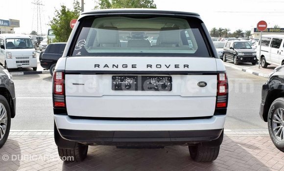 Buy Import Land Rover Range Rover White Car in Import - Dubai in Kailahun Buy Import Land Rover Range Rover White Car in Import - Dubai in Kailahun