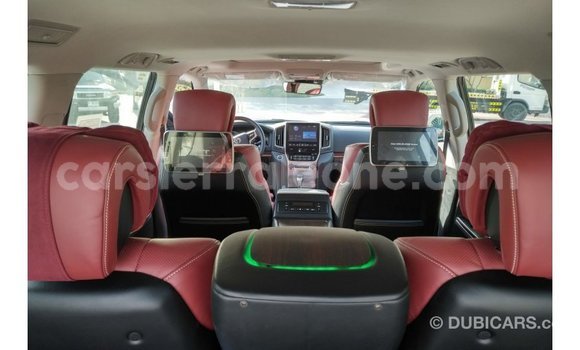 Buy Import Toyota Land Cruiser Black Car in Import - Dubai in Kailahun Buy Import Toyota Land Cruiser Black Car in Import - Dubai in Kailahun