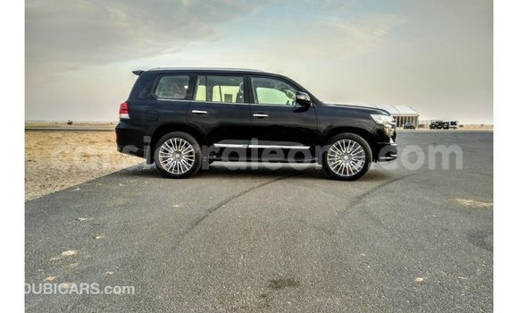 Buy Import Toyota Land Cruiser Black Car in Import - Dubai in Kailahun Buy Import Toyota Land Cruiser Black Car in Import - Dubai in Kailahun