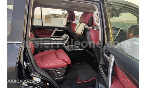 Buy Import Toyota Land Cruiser Black Car in Import - Dubai in Kailahun Buy Import Toyota Land Cruiser Black Car in Import - Dubai in Kailahun