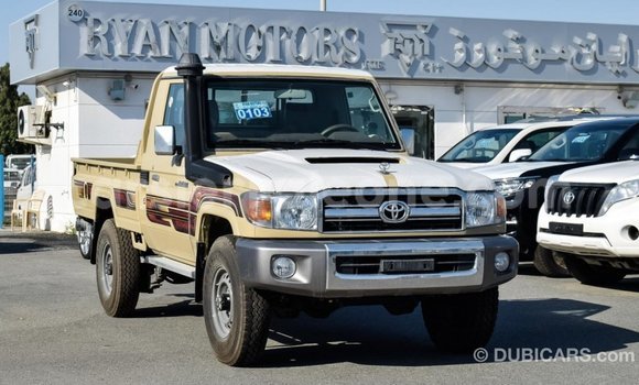 Buy Import Toyota Land Cruiser Beige Car in Import - Dubai in Kailahun Buy Import Toyota Land Cruiser Beige Car in Import - Dubai in Kailahun