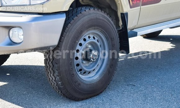 Buy Import Toyota Land Cruiser Beige Car in Import - Dubai in Kailahun Buy Import Toyota Land Cruiser Beige Car in Import - Dubai in Kailahun