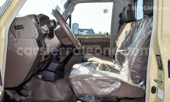 Buy Import Toyota Land Cruiser Beige Car in Import - Dubai in Kailahun Buy Import Toyota Land Cruiser Beige Car in Import - Dubai in Kailahun