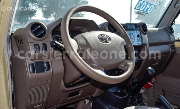 Buy Import Toyota Land Cruiser Beige Car in Import - Dubai in Kailahun Buy Import Toyota Land Cruiser Beige Car in Import - Dubai in Kailahun