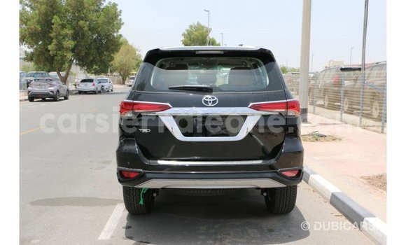 Acheter Import Voiture Toyota Fortuner Noir à Import - Dubai, Kailahun Acheter Import Voiture Toyota Fortuner Noir à Import - Dubai, Kailahun
