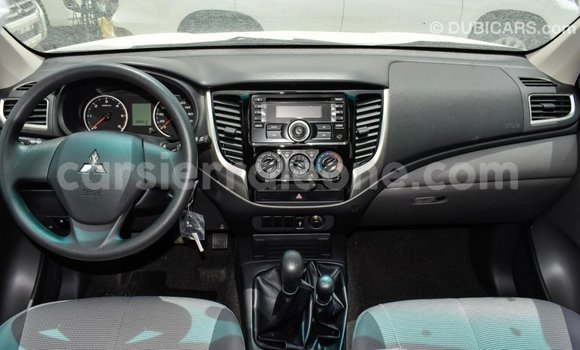 Buy Import Mitsubishi L200 Other Car in Import - Dubai in Kailahun Buy Import Mitsubishi L200 Other Car in Import - Dubai in Kailahun