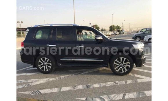 Buy Import Toyota Land Cruiser Black Car in Import - Dubai in Kailahun Buy Import Toyota Land Cruiser Black Car in Import - Dubai in Kailahun