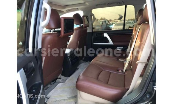 Buy Import Toyota Land Cruiser Black Car in Import - Dubai in Kailahun Buy Import Toyota Land Cruiser Black Car in Import - Dubai in Kailahun