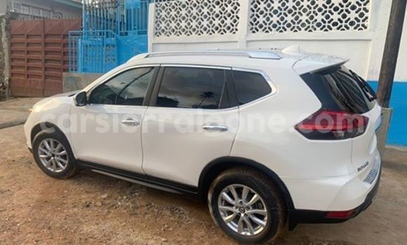 Buy Used Nissan Rogue White Car in Freetown in Western Urban Buy Used Nissan Rogue White Car in Freetown in Western Urban