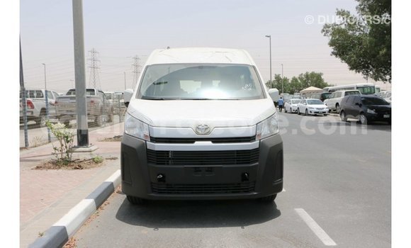 Buy Import Toyota Hiace White Car in Import - Dubai in Kailahun Buy Import Toyota Hiace White Car in Import - Dubai in Kailahun