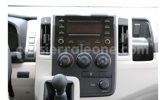 Buy Import Toyota Hiace White Car in Import - Dubai in Kailahun Buy Import Toyota Hiace White Car in Import - Dubai in Kailahun