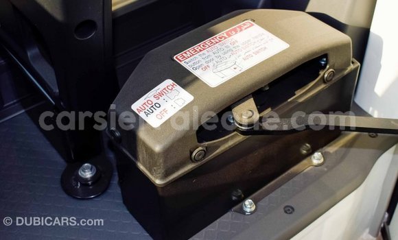 Buy Import Toyota Coaster White Car in Import - Dubai in Kailahun Buy Import Toyota Coaster White Car in Import - Dubai in Kailahun