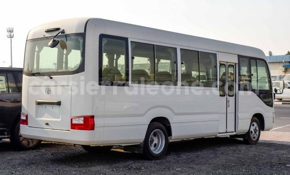 Buy Import Toyota Coaster White Car in Import - Dubai in Kailahun Buy Import Toyota Coaster White Car in Import - Dubai in Kailahun