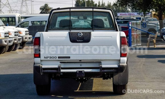 Buy Import Nissan NP 300 White Car in Import - Dubai in Kailahun Buy Import Nissan NP 300 White Car in Import - Dubai in Kailahun