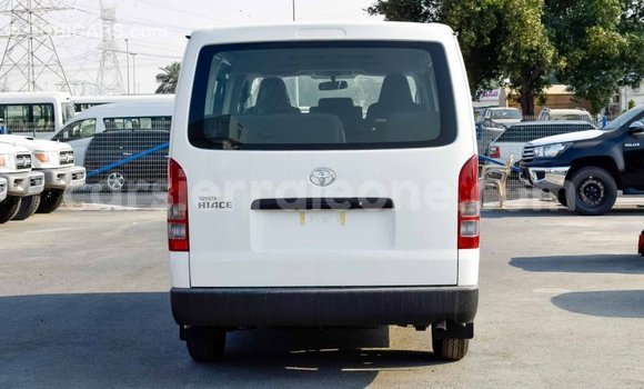 Buy Import Toyota Hiace White Car in Import - Dubai in Kailahun Buy Import Toyota Hiace White Car in Import - Dubai in Kailahun