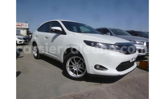 Buy Import Toyota Harrier White Car in Import - Dubai in Kailahun Buy Import Toyota Harrier White Car in Import - Dubai in Kailahun