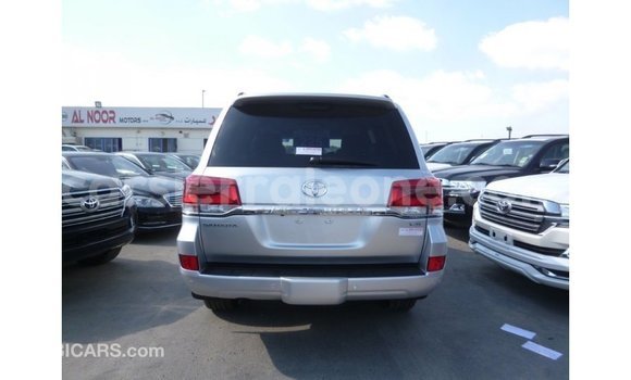 Buy Import Toyota Land Cruiser Other Car in Import - Dubai in Kailahun Buy Import Toyota Land Cruiser Other Car in Import - Dubai in Kailahun