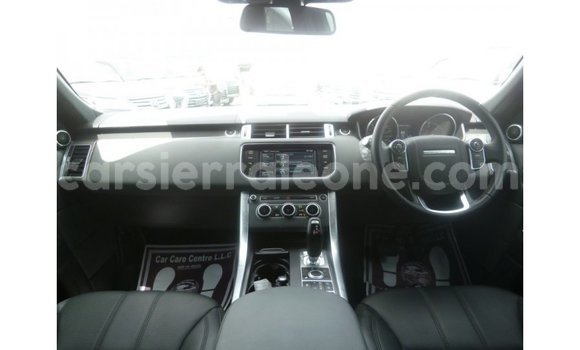 Buy Import Land Rover Range Rover Green Car in Import - Dubai in Kailahun Buy Import Land Rover Range Rover Green Car in Import - Dubai in Kailahun