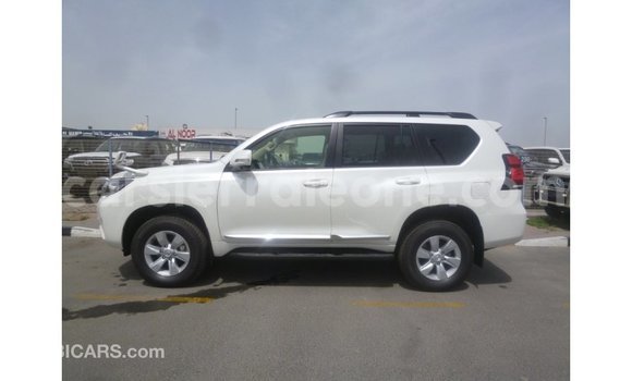 Buy Import Toyota Prado White Car in Import - Dubai in Kailahun Buy Import Toyota Prado White Car in Import - Dubai in Kailahun