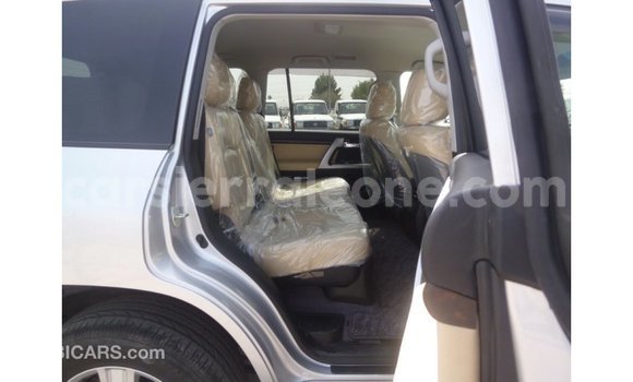 Buy Import Toyota Land Cruiser Other Car in Import - Dubai in Kailahun Buy Import Toyota Land Cruiser Other Car in Import - Dubai in Kailahun