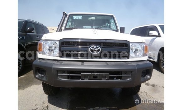 Buy Import Toyota Land Cruiser White Car in Import - Dubai in Kailahun Buy Import Toyota Land Cruiser White Car in Import - Dubai in Kailahun