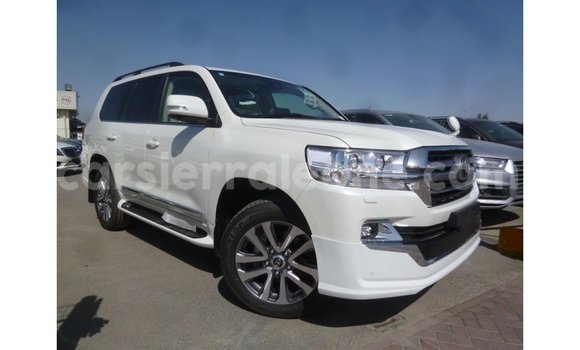 Buy Import Toyota Land Cruiser White Car in Import - Dubai in Kailahun Buy Import Toyota Land Cruiser White Car in Import - Dubai in Kailahun