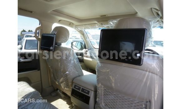 Buy Import Toyota Land Cruiser White Car in Import - Dubai in Kailahun Buy Import Toyota Land Cruiser White Car in Import - Dubai in Kailahun