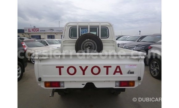 Buy Import Toyota Land Cruiser White Car in Import - Dubai in Kailahun Buy Import Toyota Land Cruiser White Car in Import - Dubai in Kailahun