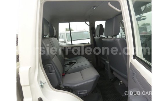 Buy Import Toyota Land Cruiser White Car in Import - Dubai in Kailahun Buy Import Toyota Land Cruiser White Car in Import - Dubai in Kailahun