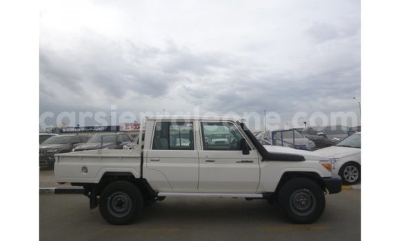 Buy Import Toyota Land Cruiser White Car in Import - Dubai in Kailahun Buy Import Toyota Land Cruiser White Car in Import - Dubai in Kailahun