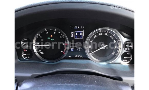 Buy Import Toyota Land Cruiser White Car in Import - Dubai in Kailahun Buy Import Toyota Land Cruiser White Car in Import - Dubai in Kailahun