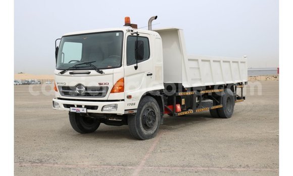 Buy Import Hino 300 Series White Truck in Import - Dubai in Kailahun
