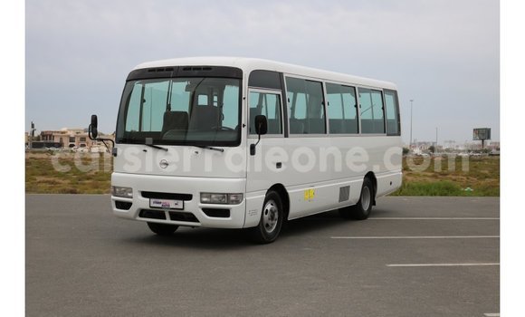 Buy Import Nissan Evalia White Truck in Import - Dubai in Kailahun