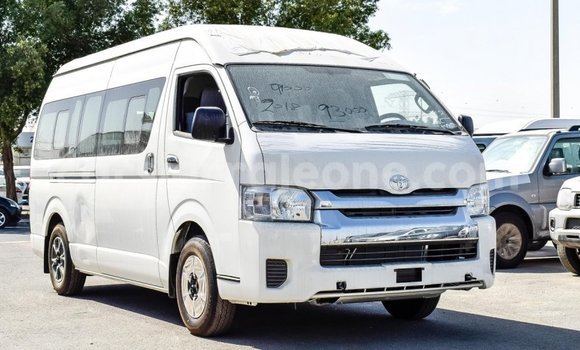 Buy Import Toyota Hiace White Car in Import - Dubai in Kailahun Buy Import Toyota Hiace White Car in Import - Dubai in Kailahun