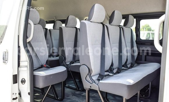 Buy Import Toyota Hiace White Car in Import - Dubai in Kailahun Buy Import Toyota Hiace White Car in Import - Dubai in Kailahun