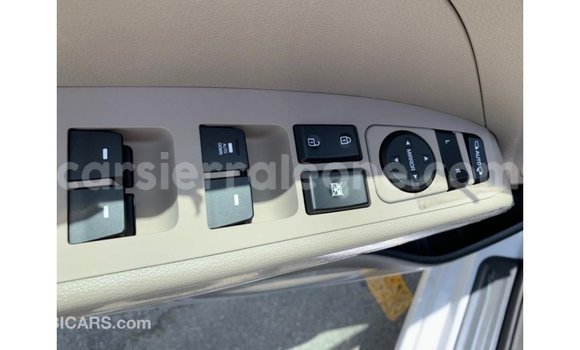 Buy Import Hyundai Elantra White Car in Import - Dubai in Kailahun Buy Import Hyundai Elantra White Car in Import - Dubai in Kailahun