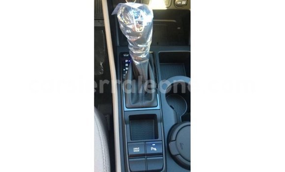 Buy Import Hyundai Tucson White Car in Import - Dubai in Kailahun Buy Import Hyundai Tucson White Car in Import - Dubai in Kailahun